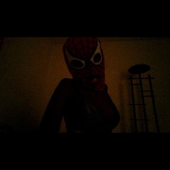 Meet your Posher, Sylvia - Picture 1 of 1